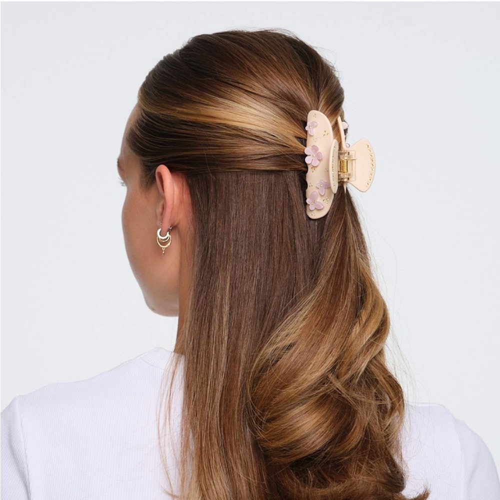 Emi Jay Sweetheart Hair Claw Clip - Picture 6 of 7